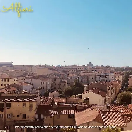 Apartment Casa Alfieri-graziosa Mansarda In Centro A